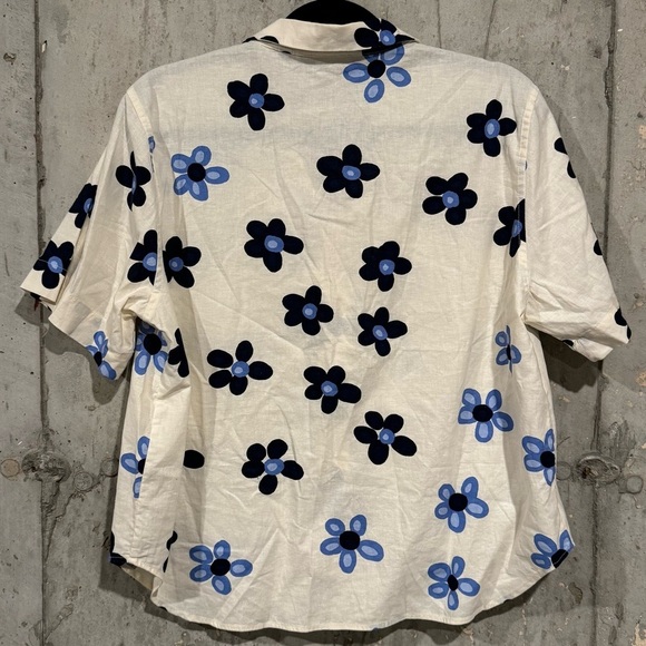 Uniqlo x Marimekko NWT Women’s Size Medium Floral Linen Blend Button Up Shirt - Picture 2 of 7